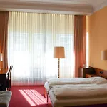 Hotel Kurfuerst Am Kurfuerstendamm