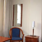 Kurfuerst Am Kurfuerstendamm Hotel