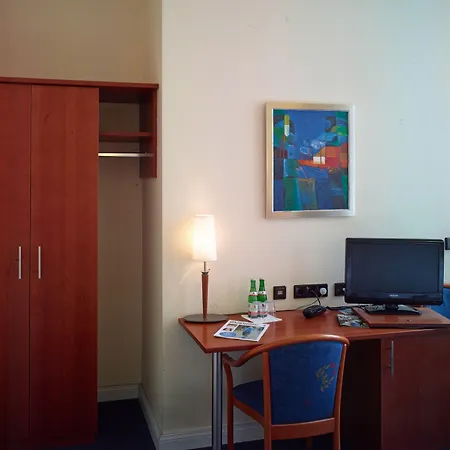 Szálloda Kurfuerst Am Kurfuerstendamm Berlin