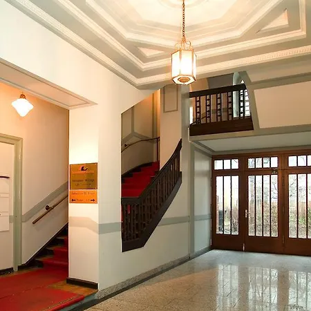 Kurfuerst Am Kurfuerstendamm Szálloda 3*