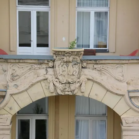 Szálloda Kurfuerst Am Kurfuerstendamm Berlin