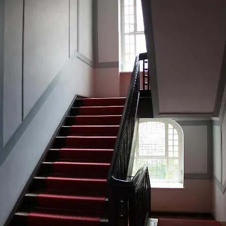 Szálloda Kurfuerst Am Kurfuerstendamm Berlin