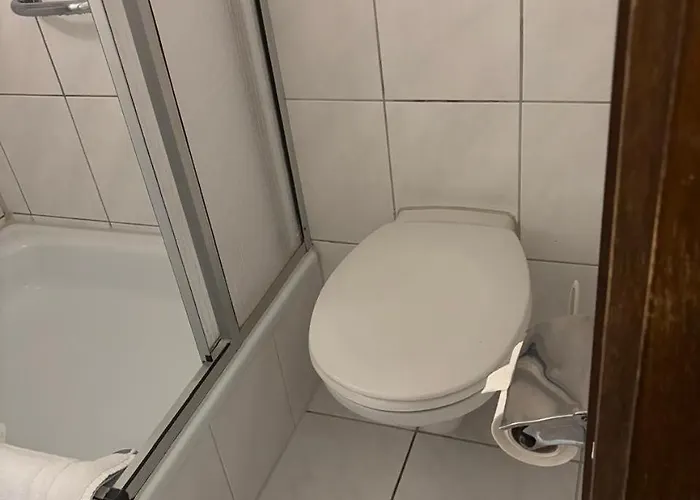 Kurfuerst Am Kurfuerstendamm 3* ברלין