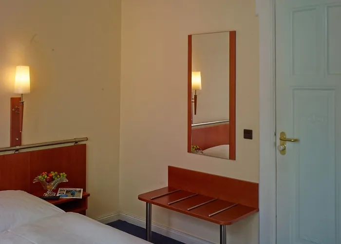 Kurfuerst Am Kurfuerstendamm