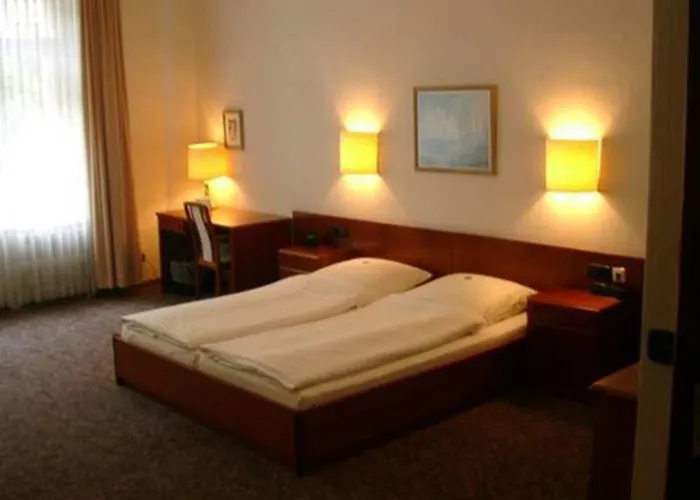 Kurfuerst Am Kurfuerstendamm