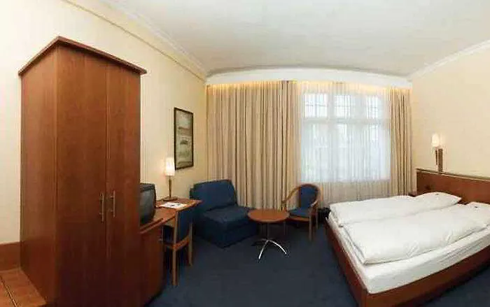 Kurfuerst Am Kurfuerstendamm