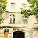 كورفورست أم كورفورستيندام
