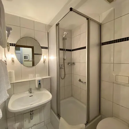 Kurfuerst Am Kurfuerstendamm