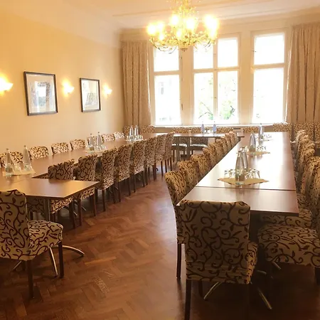 Hotell Kurfuerst Am Kurfuerstendamm