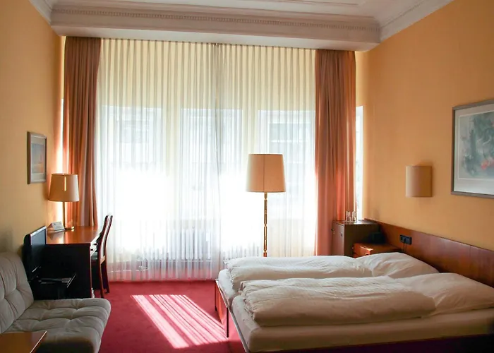 Hotel Kurfuerst Am Kurfuerstendamm