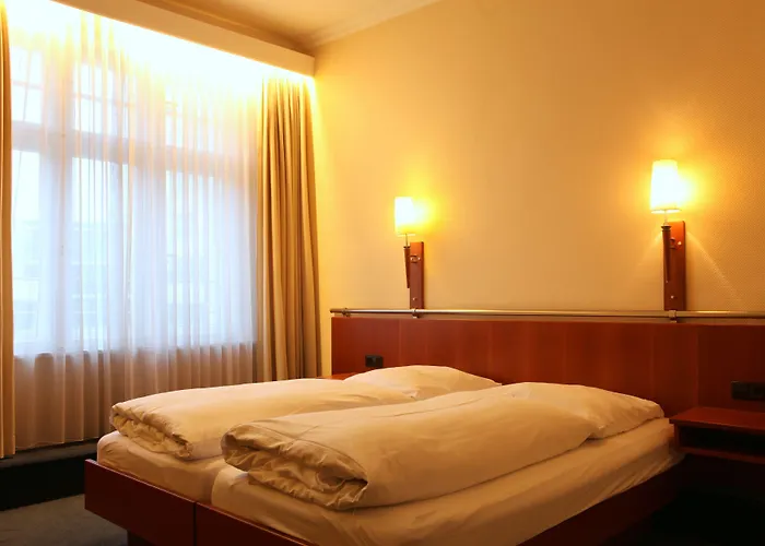 选帝侯大街选民酒店