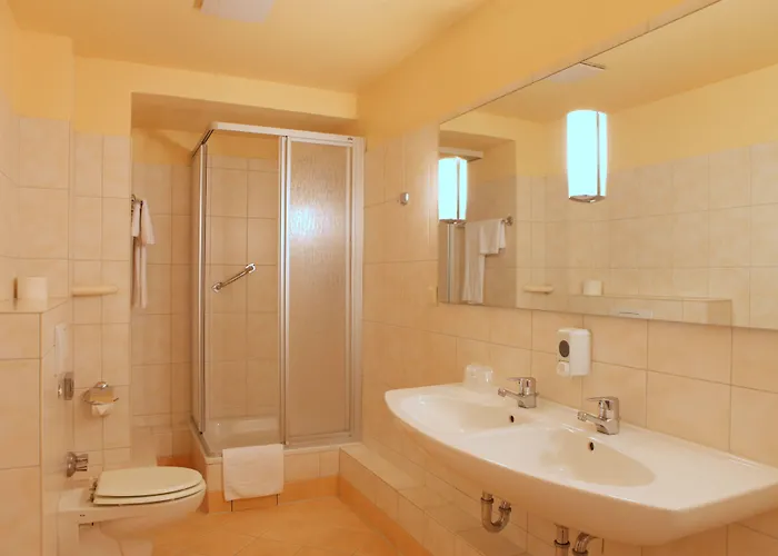 选帝侯大街选民酒店 酒店