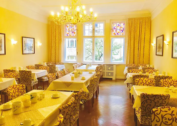 Kurfuerst Am Kurfuerstendamm Hotel 3*