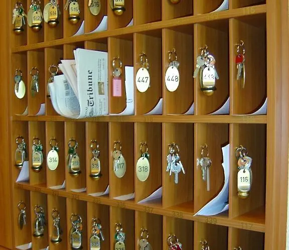 选帝侯大街选民酒店 3*