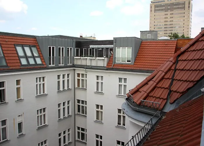 Hotel Kurfuerst Am Kurfuerstendamm 3*