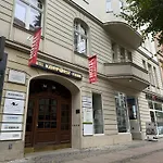 Hotel Kurfuerst Am Kurfuerstendamm 3*