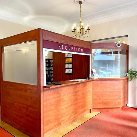 Hotel Kurfuerst Am Kurfuerstendamm 3*