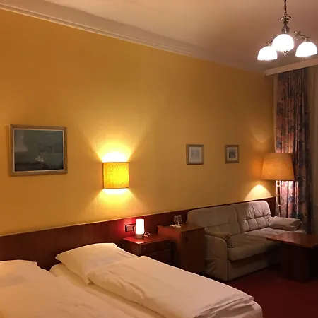 Kurfuerst Am Kurfuerstendamm Berlin