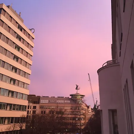 Hotel Kurfuerst Am Kurfuerstendamm 3*