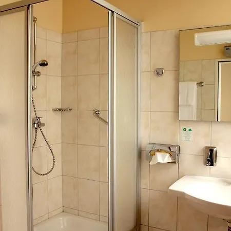 Hotell Kurfuerst Am Kurfuerstendamm 3*