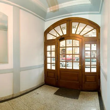 Kurfuerst Am Kurfuerstendamm Hotell