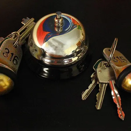 Kurfuerst Am Kurfuerstendamm 3*